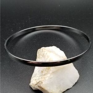 Black gothic bracelet bangle. B540